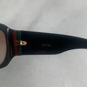 Gucci | Accessories | Gucci Sunglasses Gg 2592s | Poshmark display picture 1